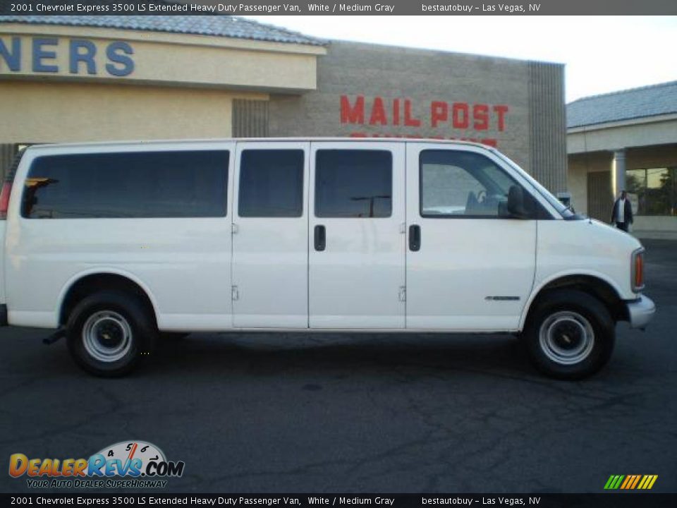 2001 Chevrolet Express 3500 LS Extended Heavy Duty Passenger Van White / Medium Gray Photo #10