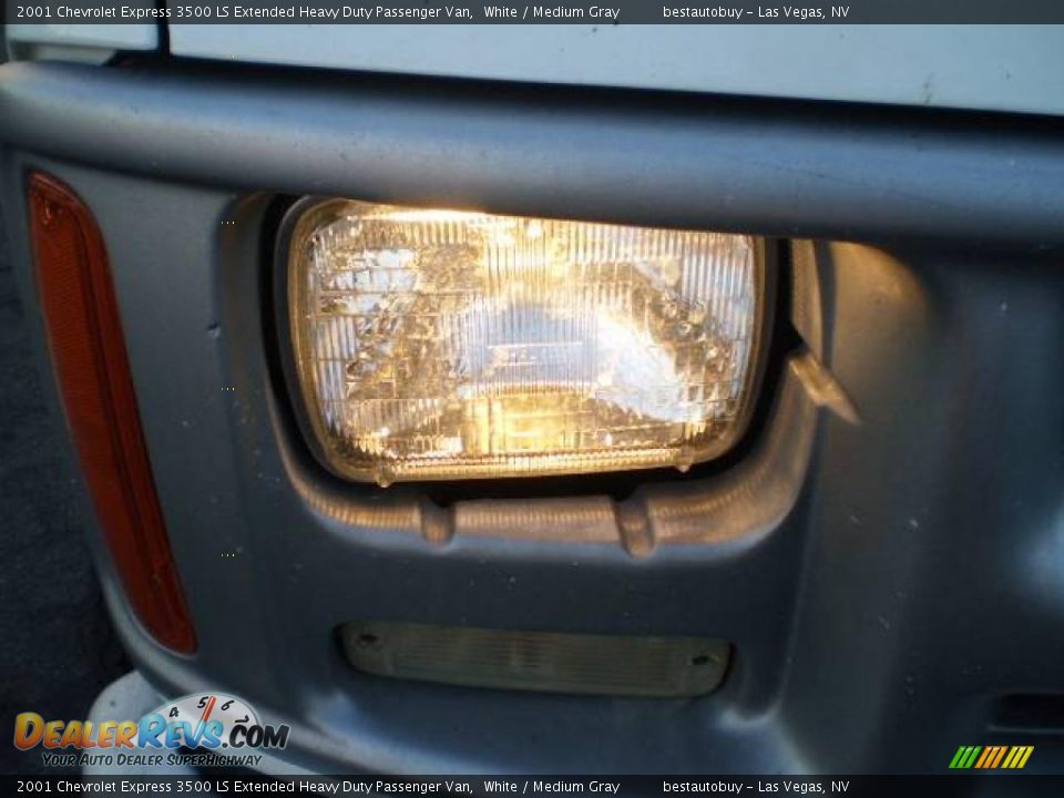 2001 Chevrolet Express 3500 LS Extended Heavy Duty Passenger Van White / Medium Gray Photo #15