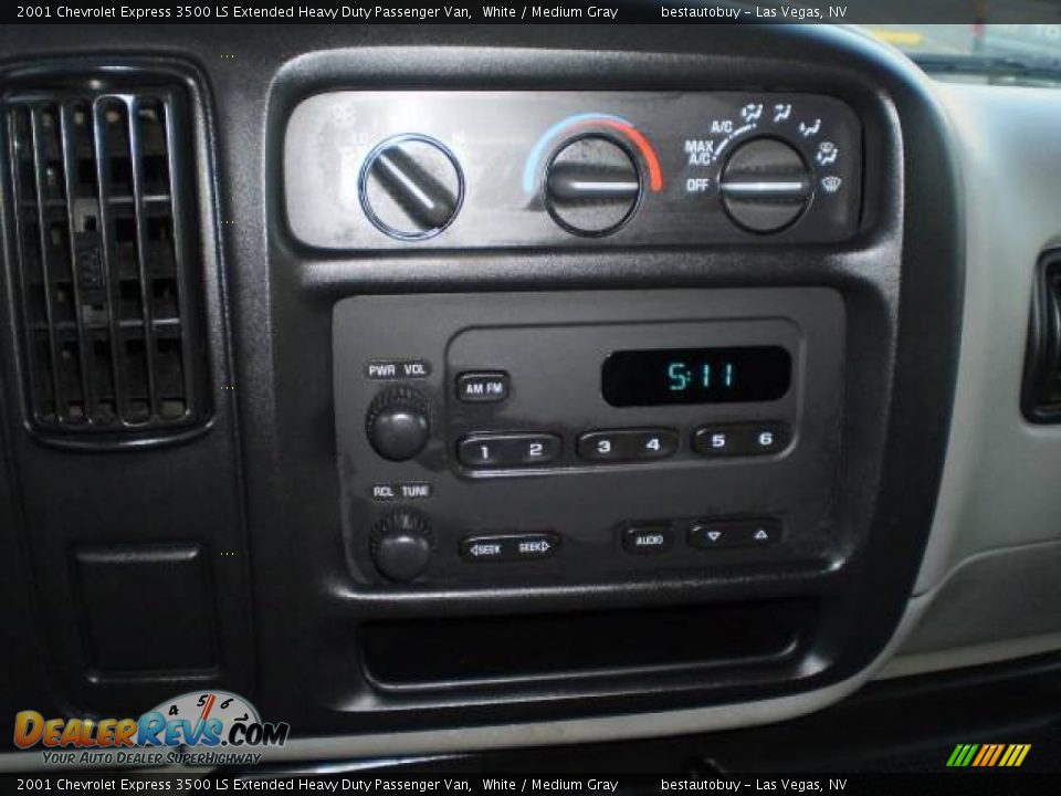 2001 Chevrolet Express 3500 LS Extended Heavy Duty Passenger Van White / Medium Gray Photo #23