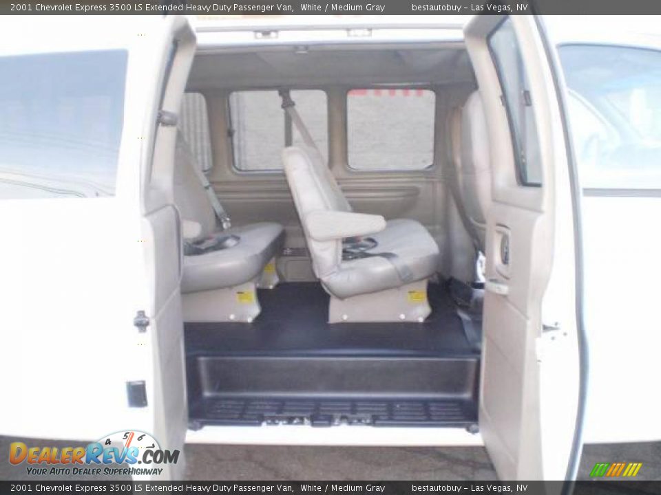 2001 Chevrolet Express 3500 LS Extended Heavy Duty Passenger Van White / Medium Gray Photo #28