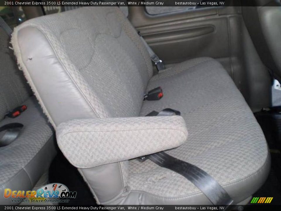 2001 Chevrolet Express 3500 LS Extended Heavy Duty Passenger Van White / Medium Gray Photo #29