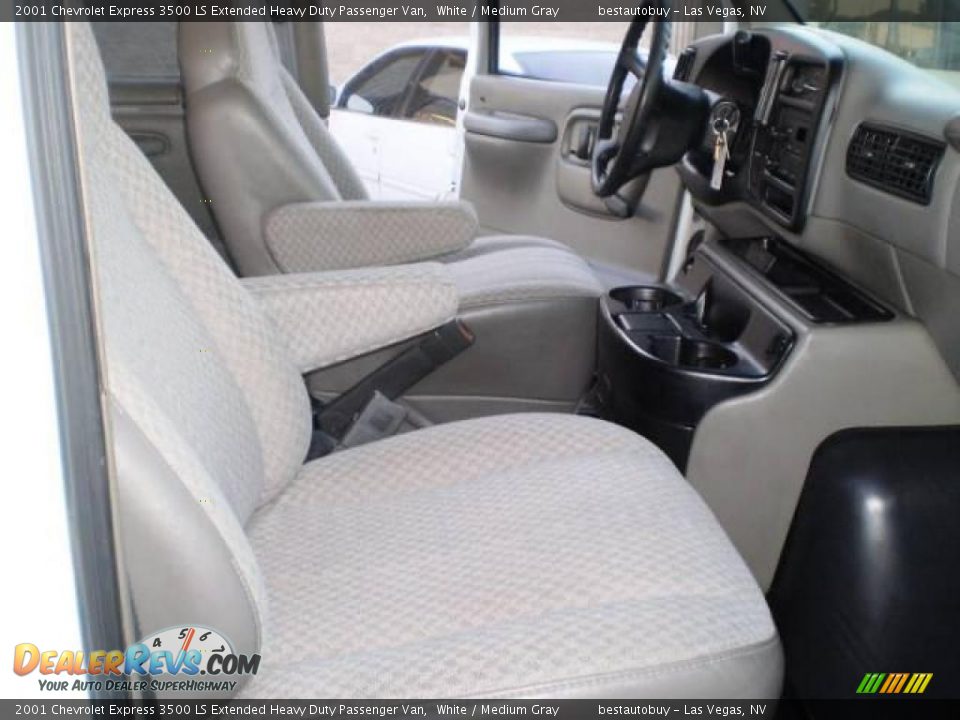 2001 Chevrolet Express 3500 LS Extended Heavy Duty Passenger Van White / Medium Gray Photo #34