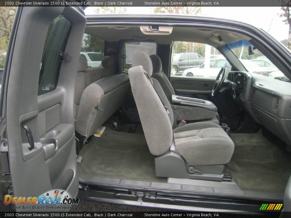 2003 Chevrolet Silverado 1500 LS Extended Cab Black / Dark Charcoal Photo #11