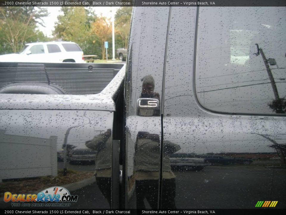 2003 Chevrolet Silverado 1500 LS Extended Cab Black / Dark Charcoal Photo #13