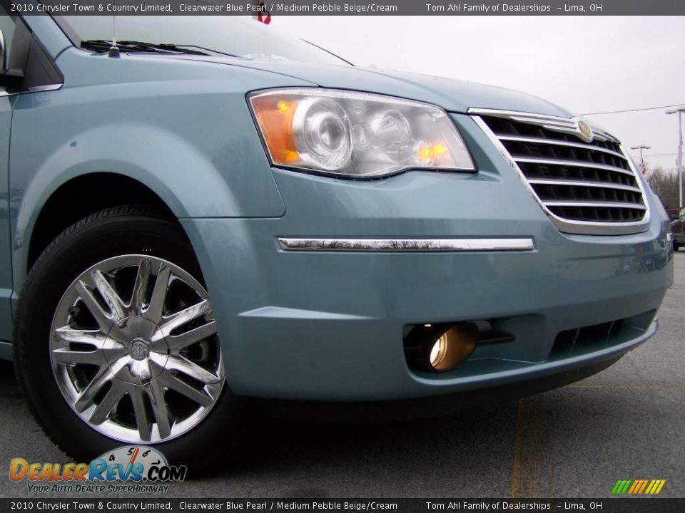 2010 Chrysler Town & Country Limited Clearwater Blue Pearl / Medium Pebble Beige/Cream Photo #2