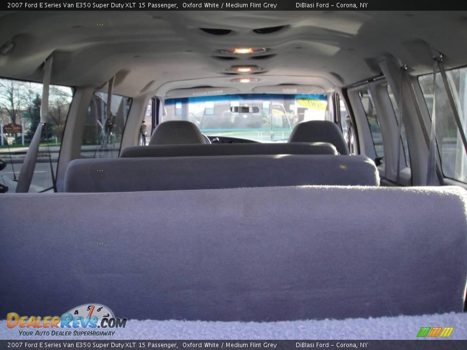 2007 Ford E Series Van E350 Super Duty XLT 15 Passenger Oxford White / Medium Flint Grey Photo #6