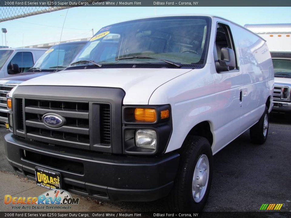 2008 Ford E Series Van E250 Super Duty Cargo Oxford White / Medium Flint Photo #1