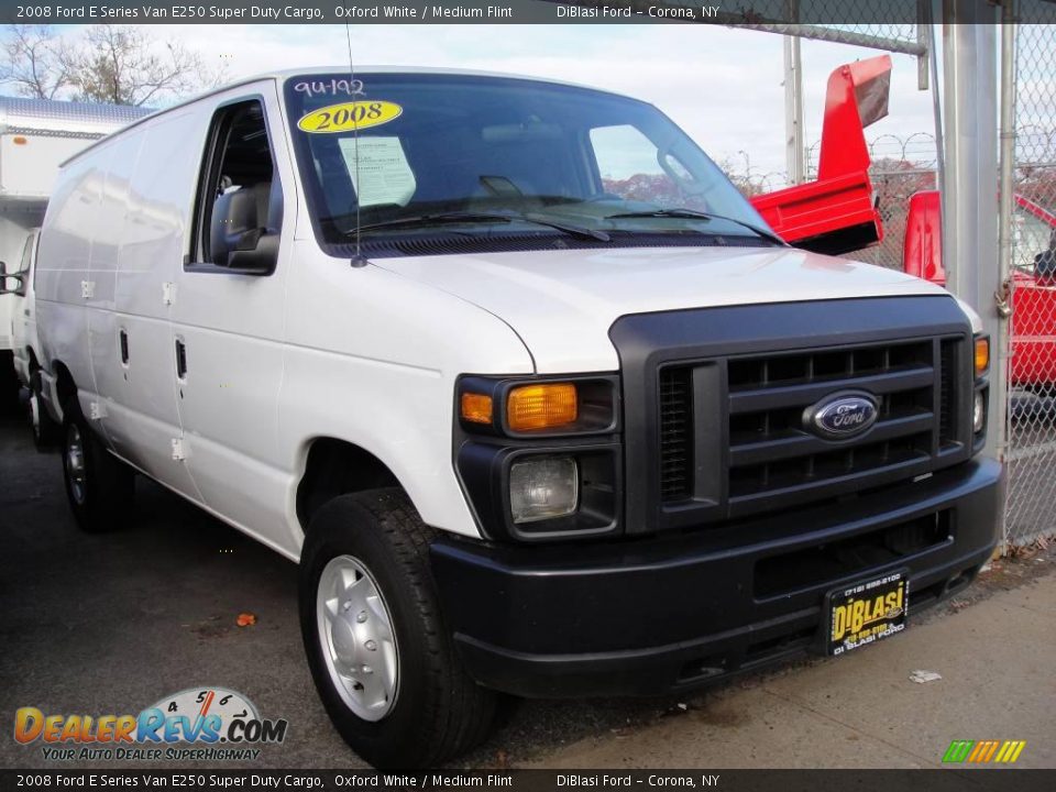 2008 Ford E Series Van E250 Super Duty Cargo Oxford White / Medium Flint Photo #3