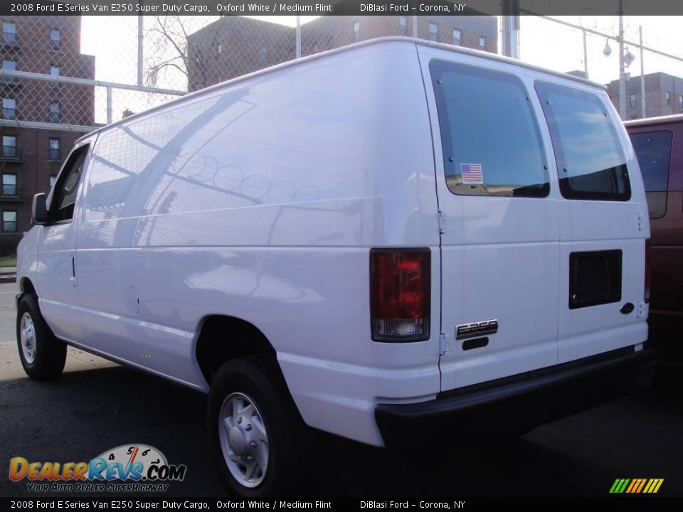 2008 Ford E Series Van E250 Super Duty Cargo Oxford White / Medium Flint Photo #4