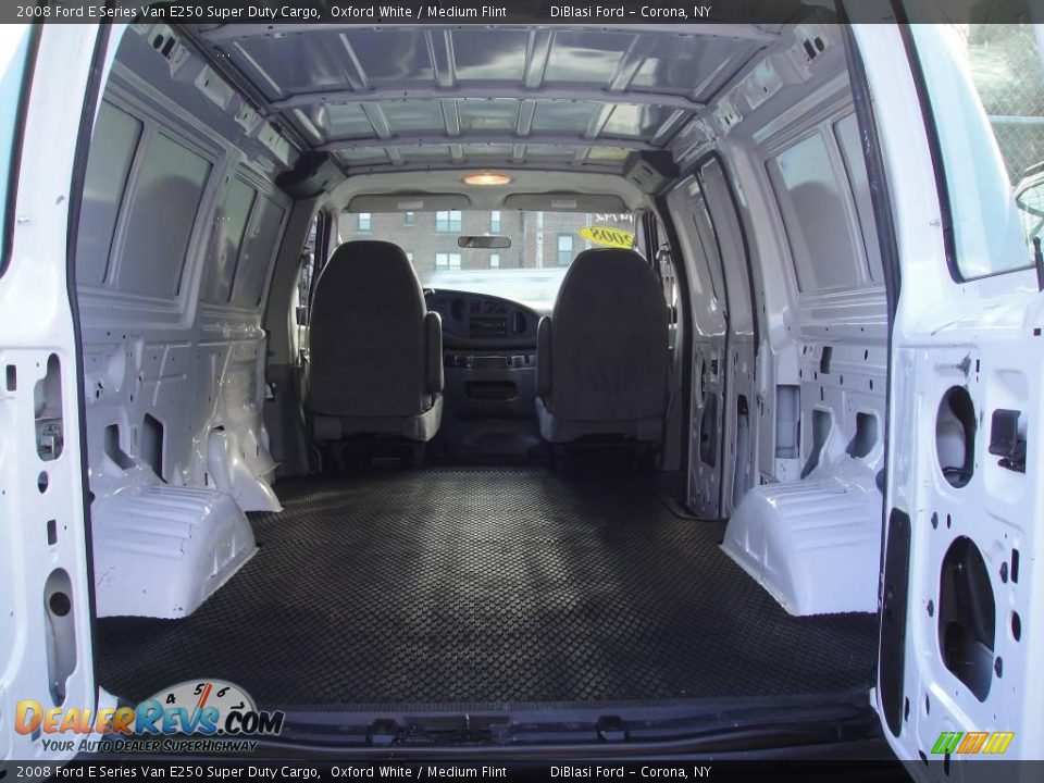 2008 Ford E Series Van E250 Super Duty Cargo Oxford White / Medium Flint Photo #13