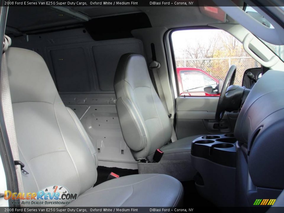 2008 Ford E Series Van E250 Super Duty Cargo Oxford White / Medium Flint Photo #18