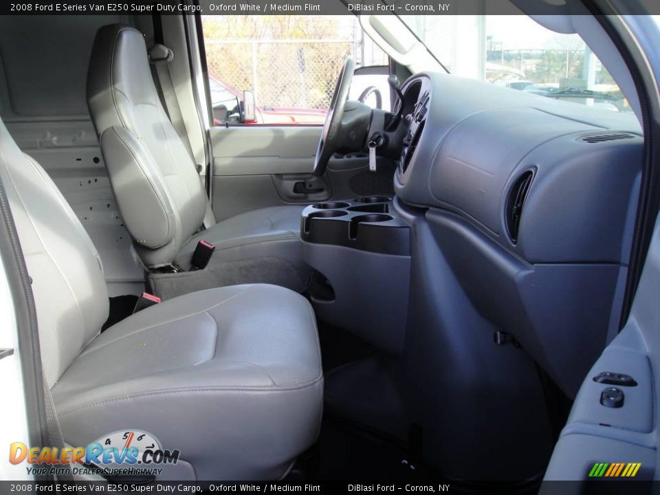 2008 Ford E Series Van E250 Super Duty Cargo Oxford White / Medium Flint Photo #19