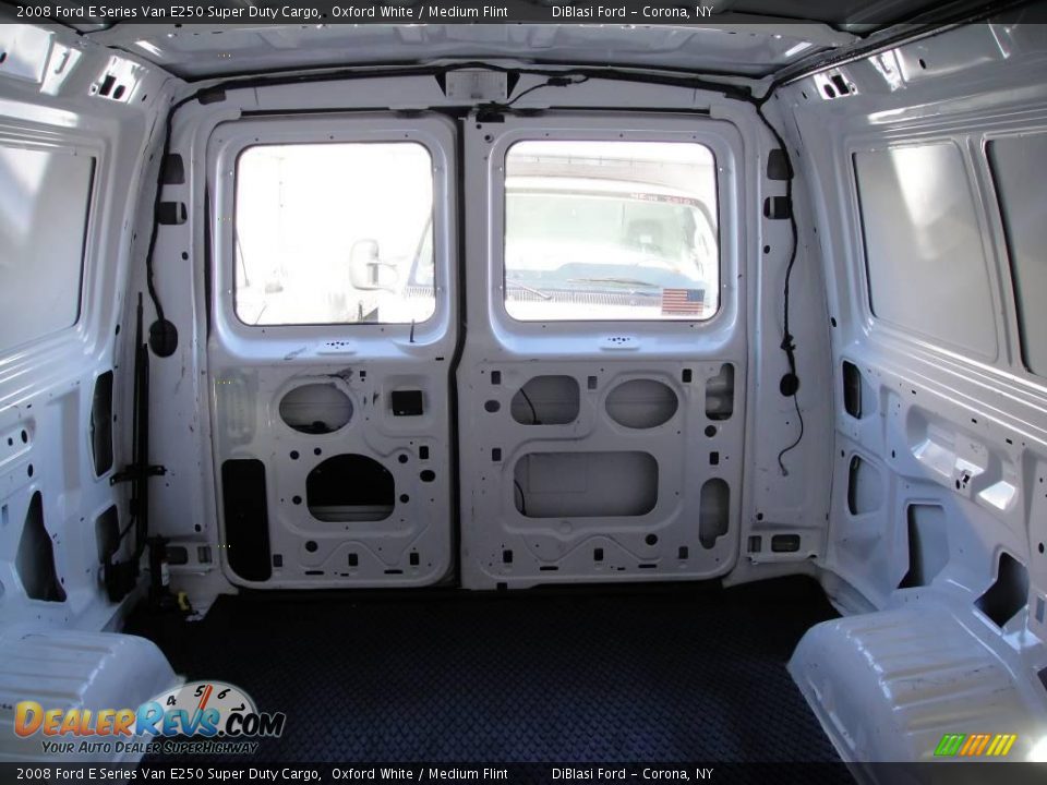 2008 Ford E Series Van E250 Super Duty Cargo Oxford White / Medium Flint Photo #21