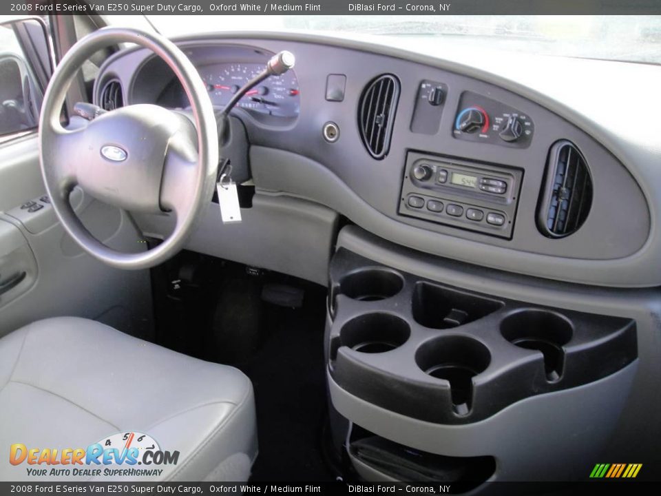 2008 Ford E Series Van E250 Super Duty Cargo Oxford White / Medium Flint Photo #23