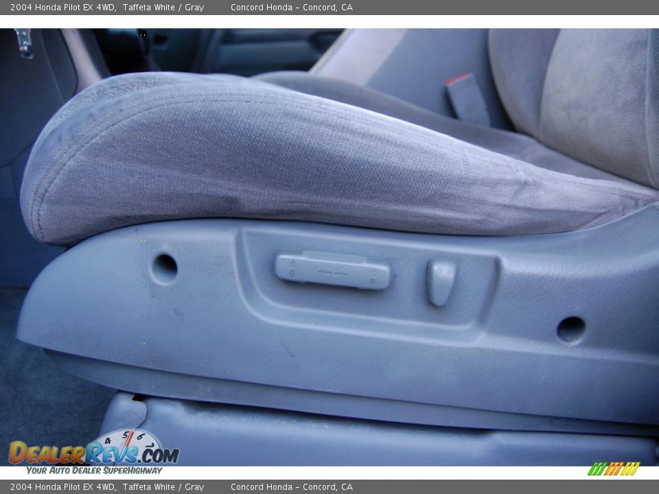 2004 Honda Pilot EX 4WD Taffeta White / Gray Photo #20