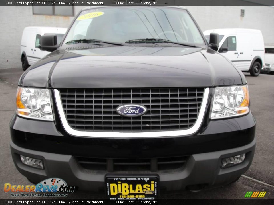 2006 Ford Expedition XLT 4x4 Black / Medium Parchment Photo #2