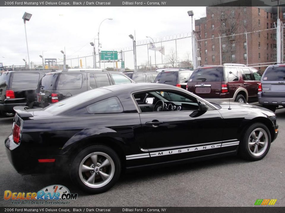 2006 Ford Mustang V6 Deluxe Coupe Black / Dark Charcoal Photo #7