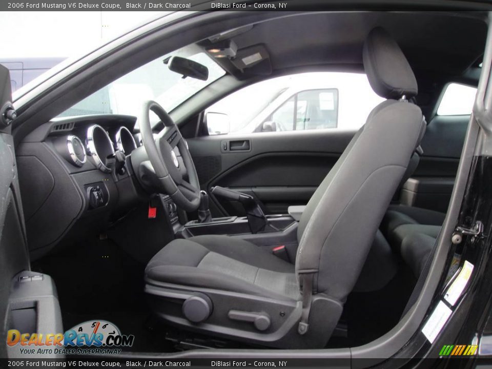 2006 Ford Mustang V6 Deluxe Coupe Black / Dark Charcoal Photo #13