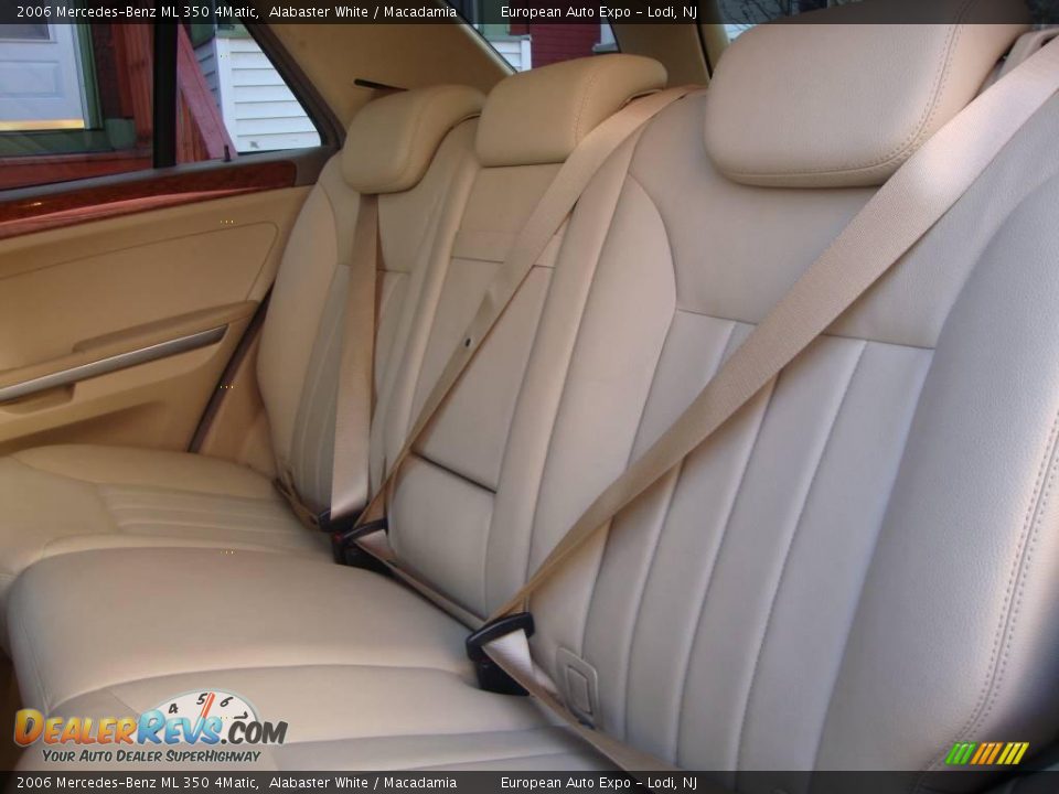 2006 Mercedes-Benz ML 350 4Matic Alabaster White / Macadamia Photo #11