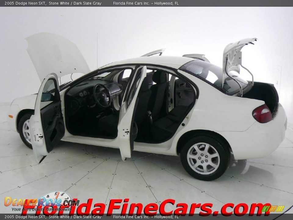 2005 Dodge Neon SXT Stone White / Dark Slate Gray Photo #8