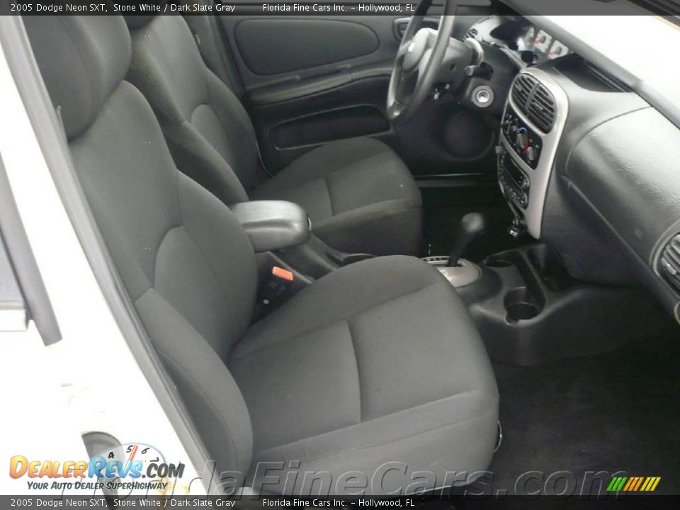 2005 Dodge Neon SXT Stone White / Dark Slate Gray Photo #13