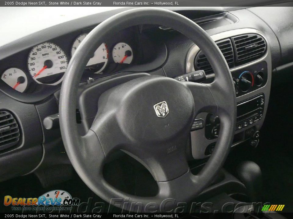 2005 Dodge Neon SXT Stone White / Dark Slate Gray Photo #17