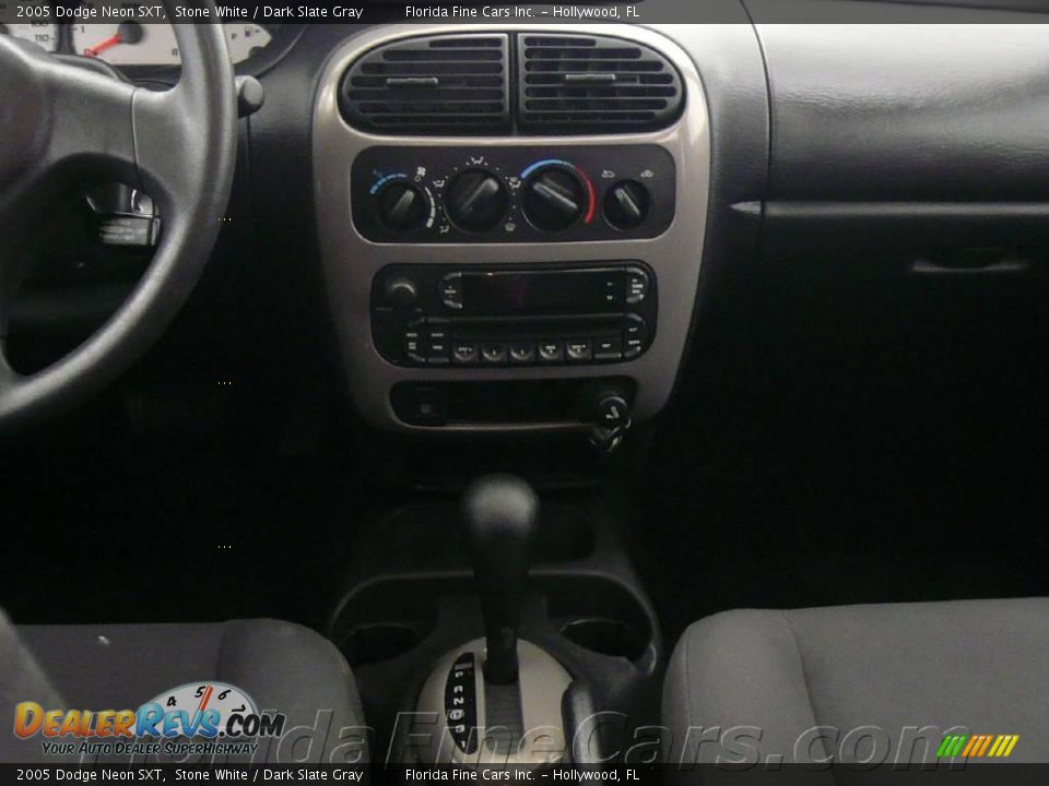 2005 Dodge Neon SXT Stone White / Dark Slate Gray Photo #18