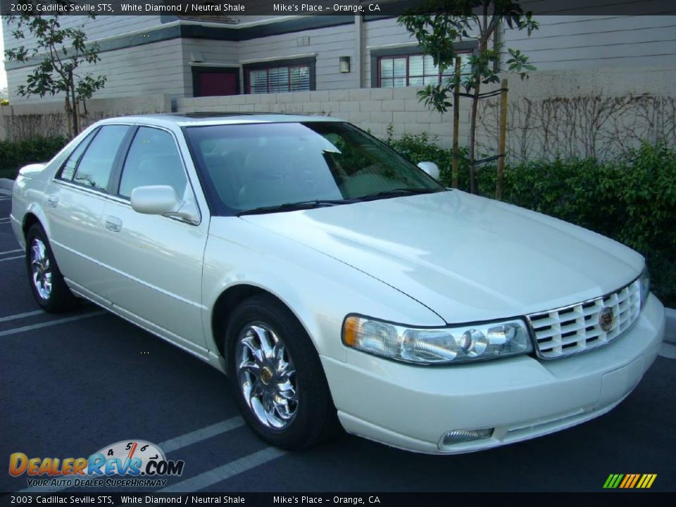 2003 Cadillac Seville STS White Diamond / Neutral Shale Photo #7