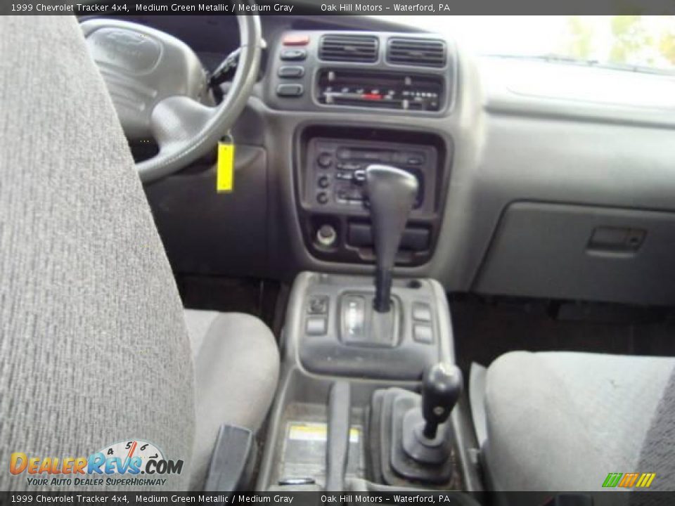 1999 Chevrolet Tracker 4x4 Medium Green Metallic / Medium Gray Photo #8