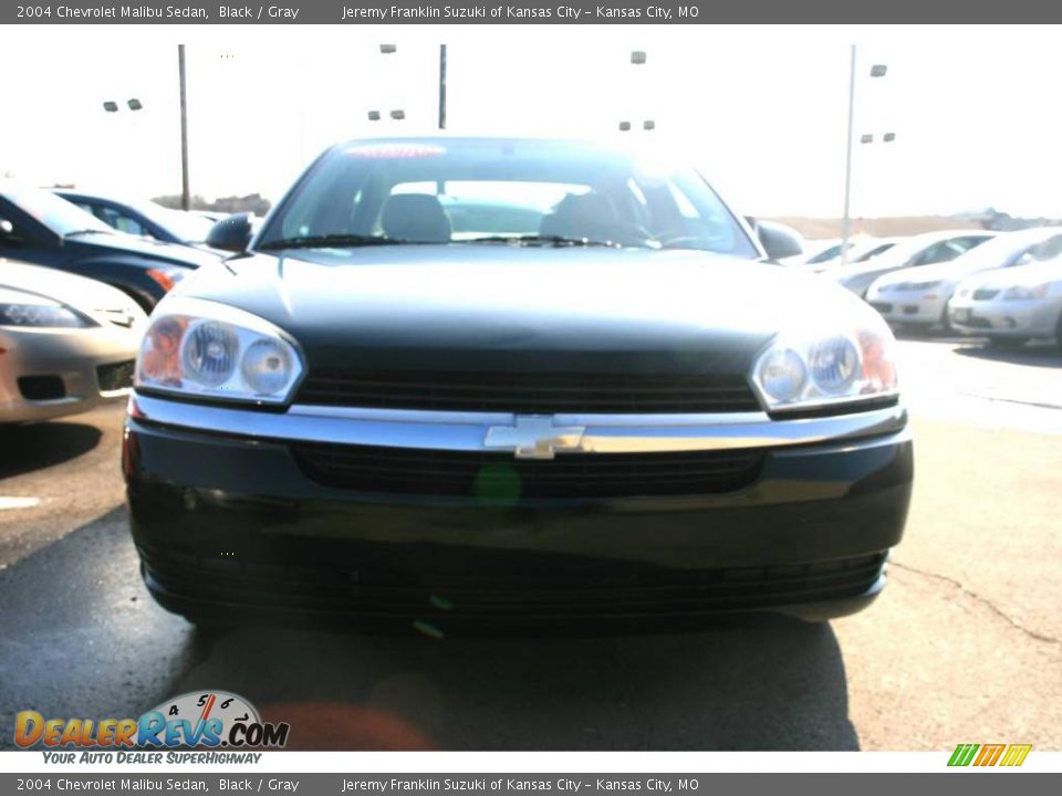 2004 Chevrolet Malibu Sedan Black / Gray Photo #3