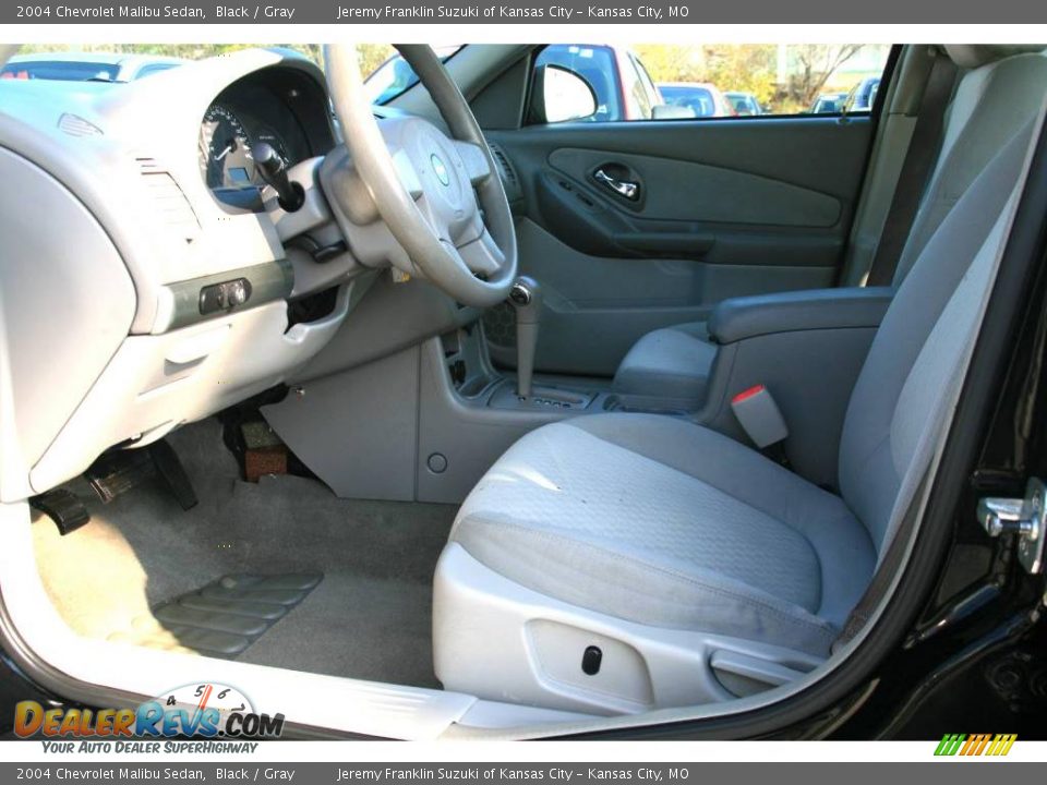 2004 Chevrolet Malibu Sedan Black / Gray Photo #7