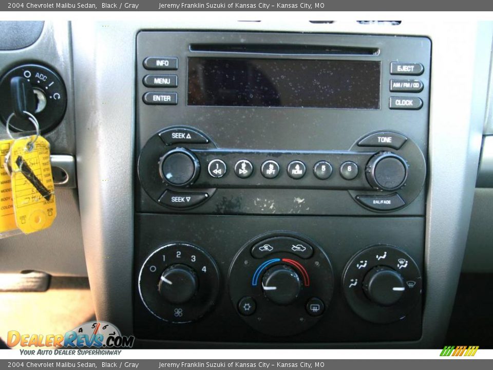 2004 Chevrolet Malibu Sedan Black / Gray Photo #9