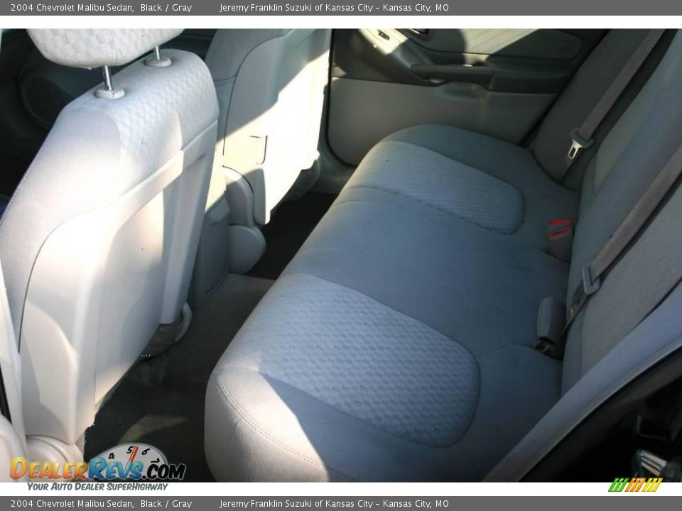 2004 Chevrolet Malibu Sedan Black / Gray Photo #16