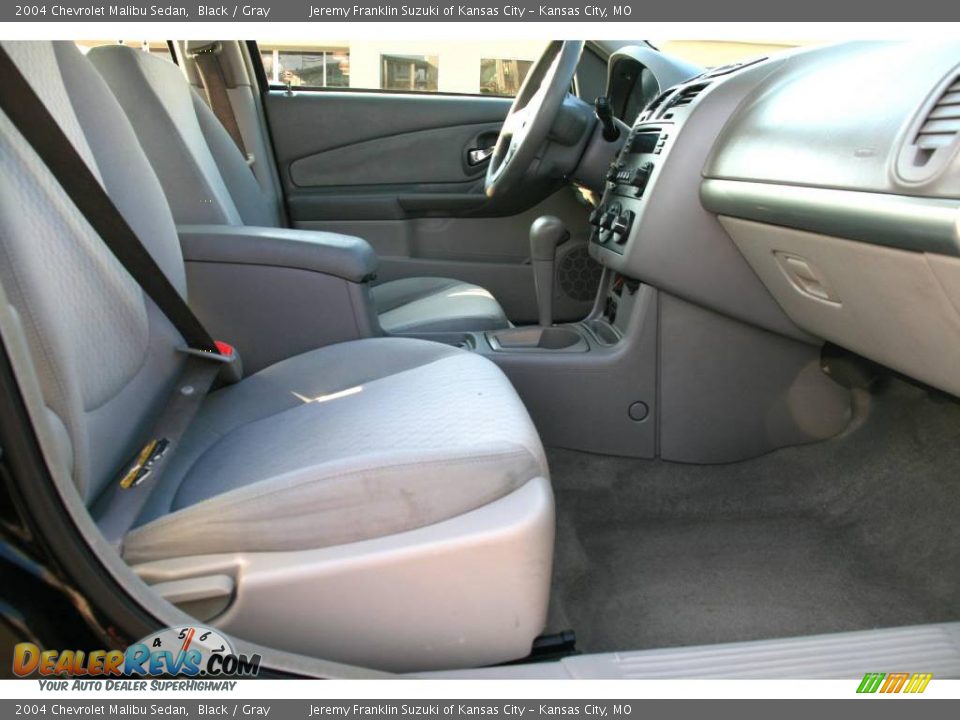 2004 Chevrolet Malibu Sedan Black / Gray Photo #22