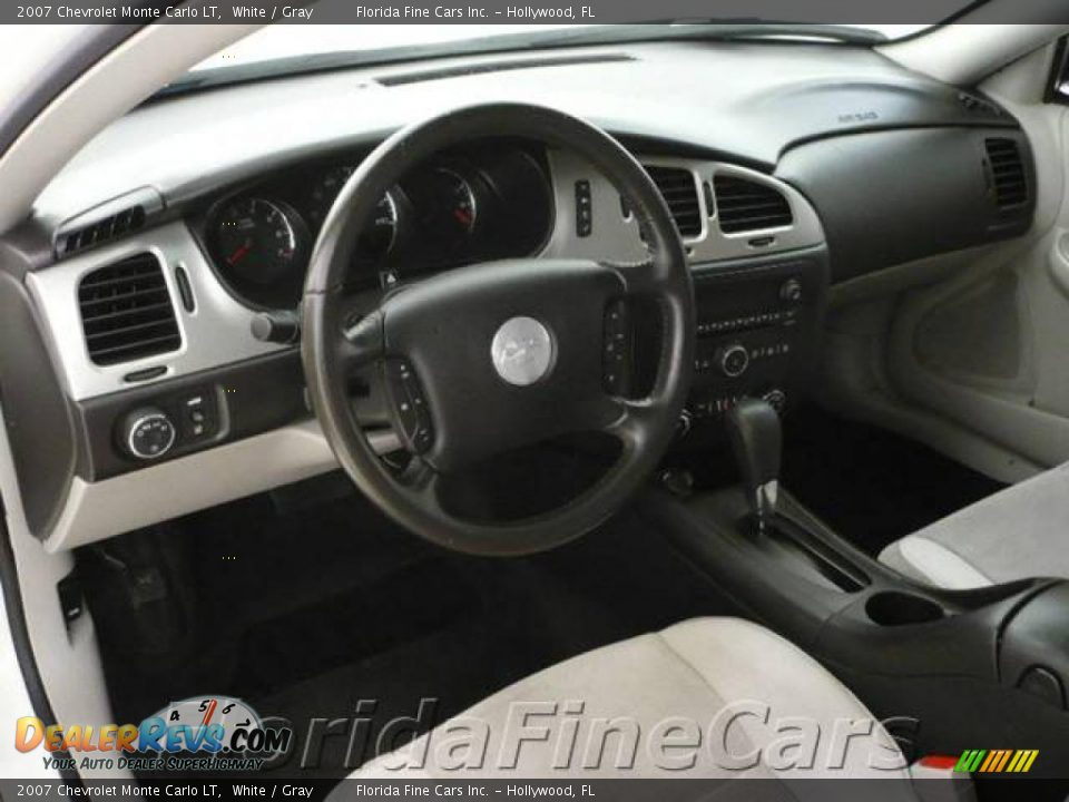 2007 Chevrolet Monte Carlo LT White / Gray Photo #12