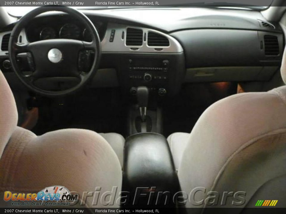 2007 Chevrolet Monte Carlo LT White / Gray Photo #15