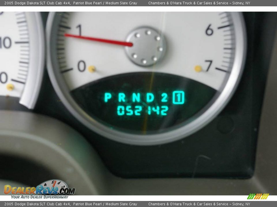 2005 Dodge Dakota SLT Club Cab 4x4 Patriot Blue Pearl / Medium Slate Gray Photo #6