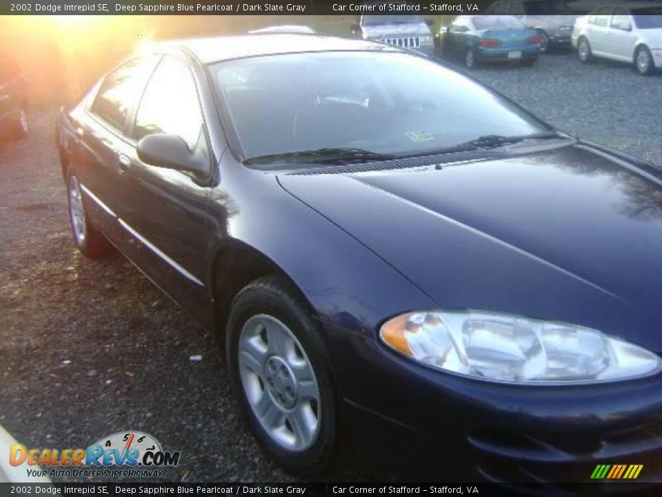 2002 Dodge Intrepid SE Deep Sapphire Blue Pearlcoat / Dark Slate Gray Photo #2