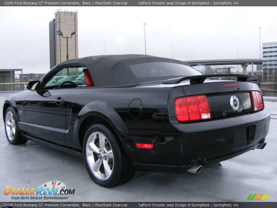 2006 Ford Mustang GT Premium Convertible Black / Red/Dark Charcoal Photo #26