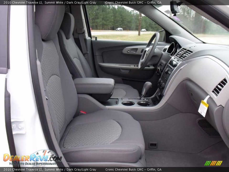 2010 Chevrolet Traverse LS Summit White / Dark Gray/Light Gray Photo #15