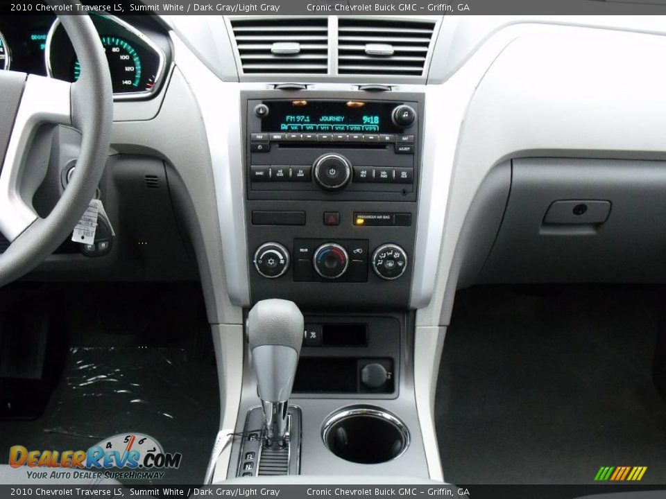 2010 Chevrolet Traverse LS Summit White / Dark Gray/Light Gray Photo #16