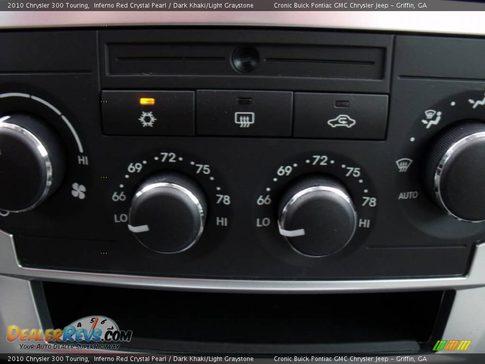 2010 Chrysler 300 Touring Inferno Red Crystal Pearl / Dark Khaki/Light Graystone Photo #20