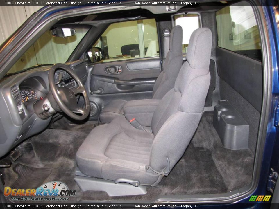 2003 Chevrolet S10 LS Extended Cab Indigo Blue Metallic / Graphite Photo #8