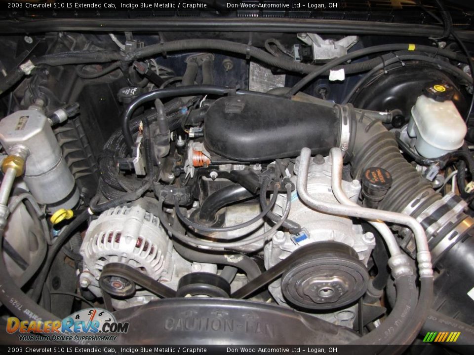 2003 Chevrolet S10 LS Extended Cab Indigo Blue Metallic / Graphite Photo #21