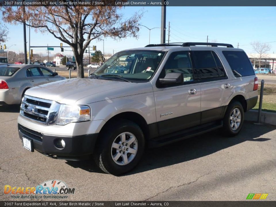 2007 Ford Expedition XLT 4x4 Silver Birch Metallic / Stone Photo #3