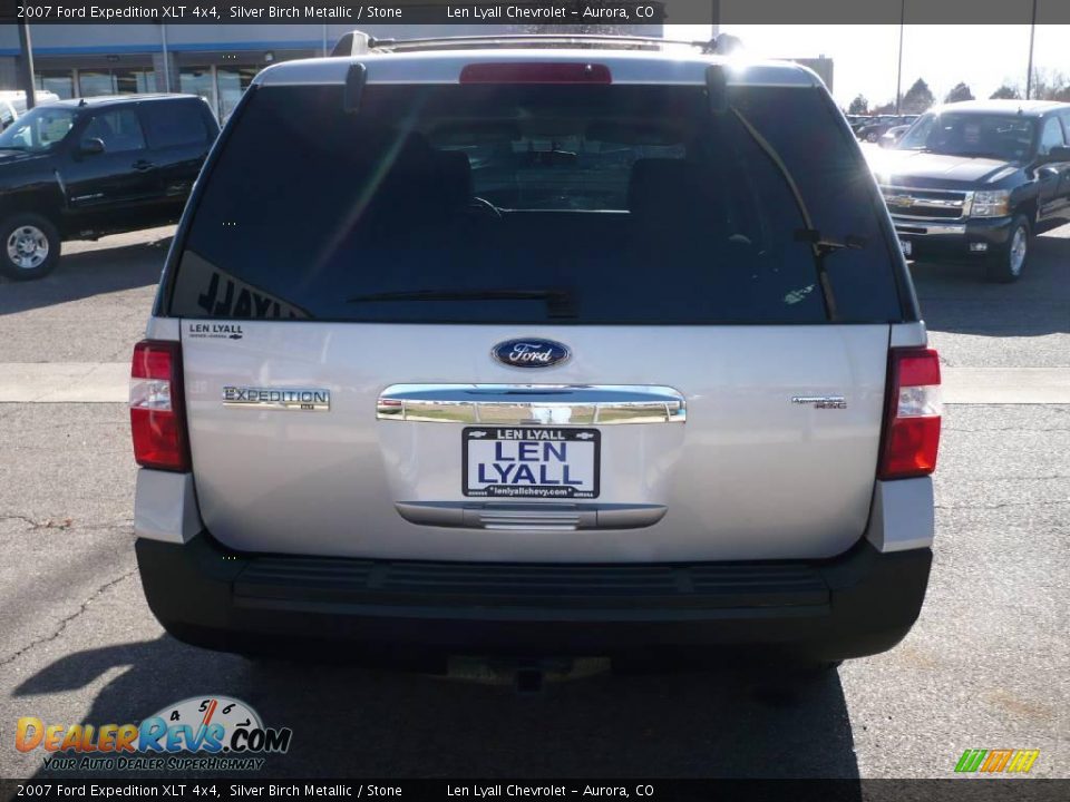 2007 Ford Expedition XLT 4x4 Silver Birch Metallic / Stone Photo #5