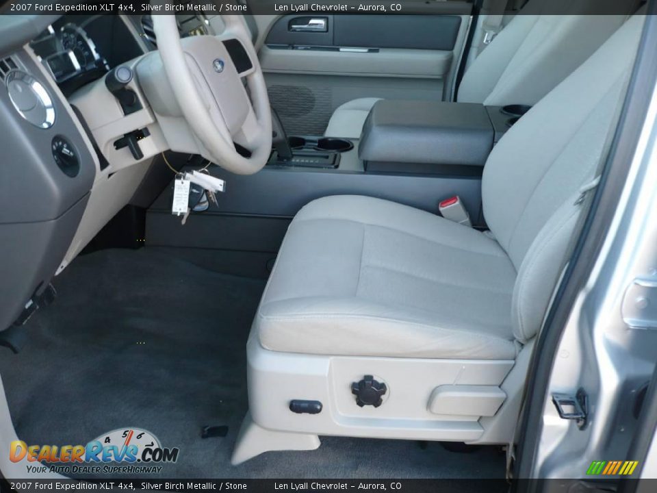 2007 Ford Expedition XLT 4x4 Silver Birch Metallic / Stone Photo #9