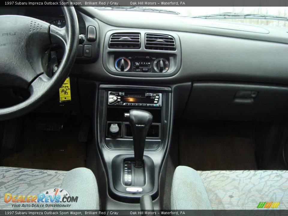 1997 Subaru Impreza Outback Sport Wagon Brilliant Red / Gray Photo #10