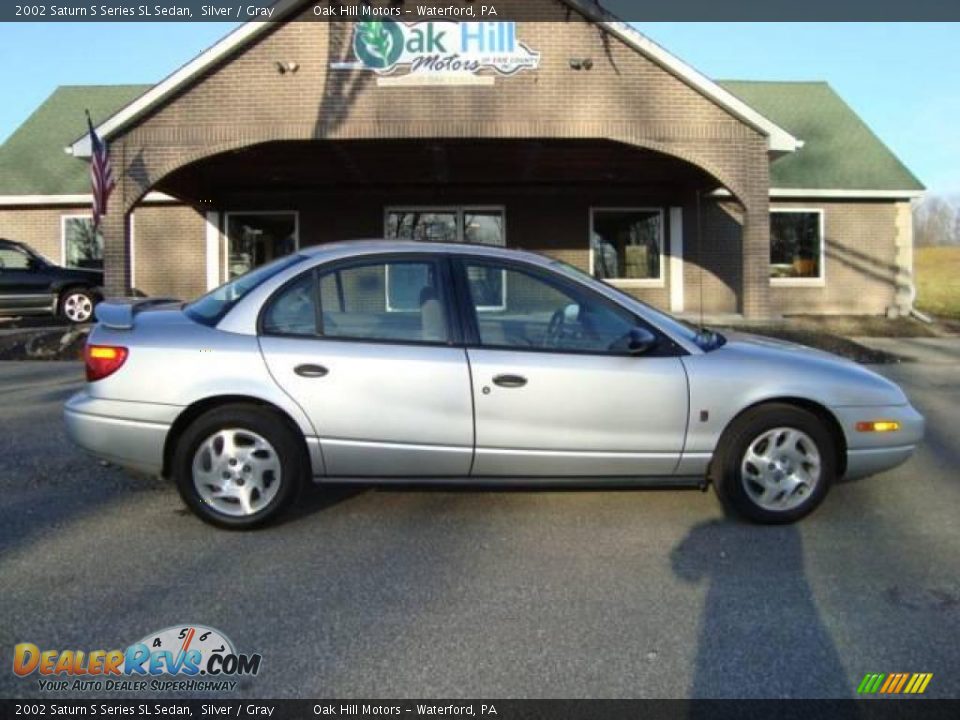 2002 Saturn S Series SL Sedan Silver / Gray Photo #1
