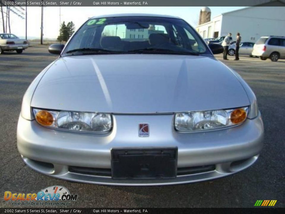 2002 Saturn S Series SL Sedan Silver / Gray Photo #3